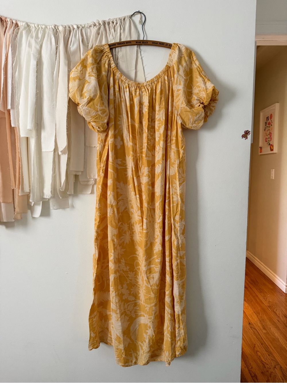 HM Women's Yellow Floral Puff-Sleeve Maxi Dress